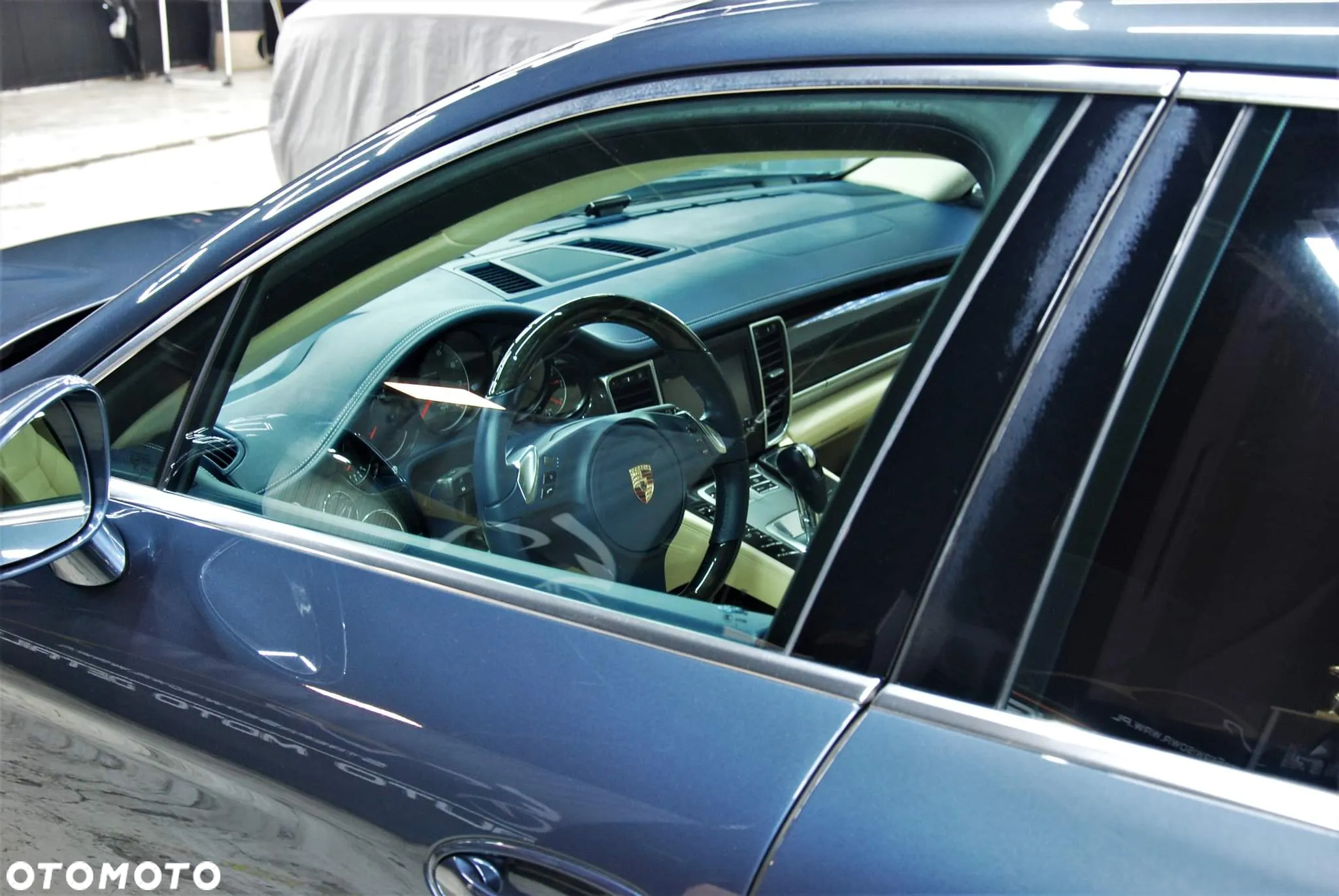Porsche Panamera - 11