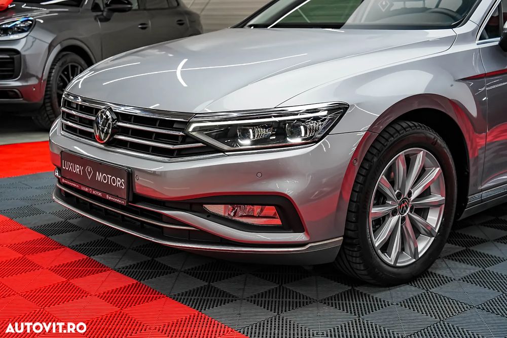 Volkswagen Passat 2.0 TDI DSG Highline - 17