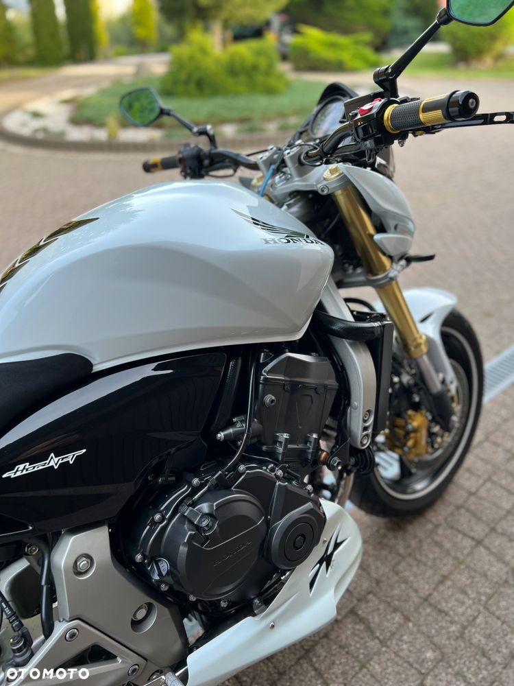 Honda Hornet - 27