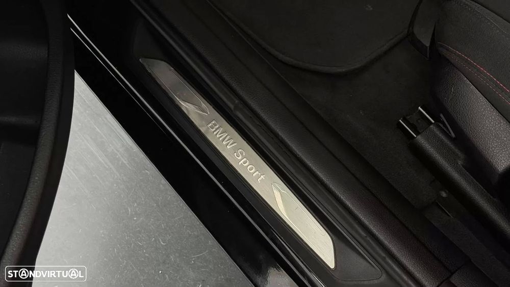 BMW 318 d Auto Line Sport - 23