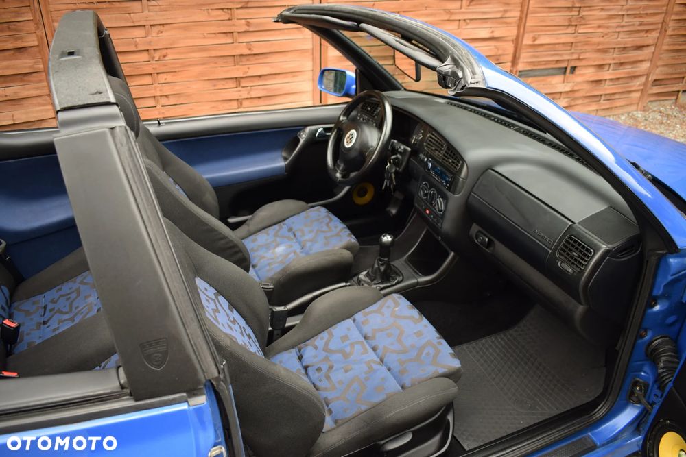 Volkswagen Golf 1.6 Comfortline - 6