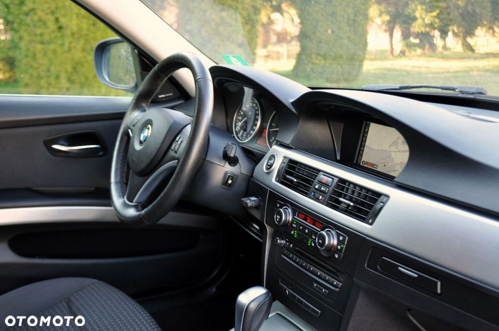 BMW Seria 3 - 18