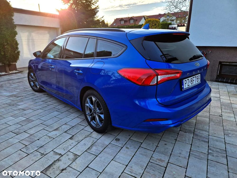 Ford Focus Turnier 1.5 EcoBoost Start-Stopp-System ST-LINE - 13