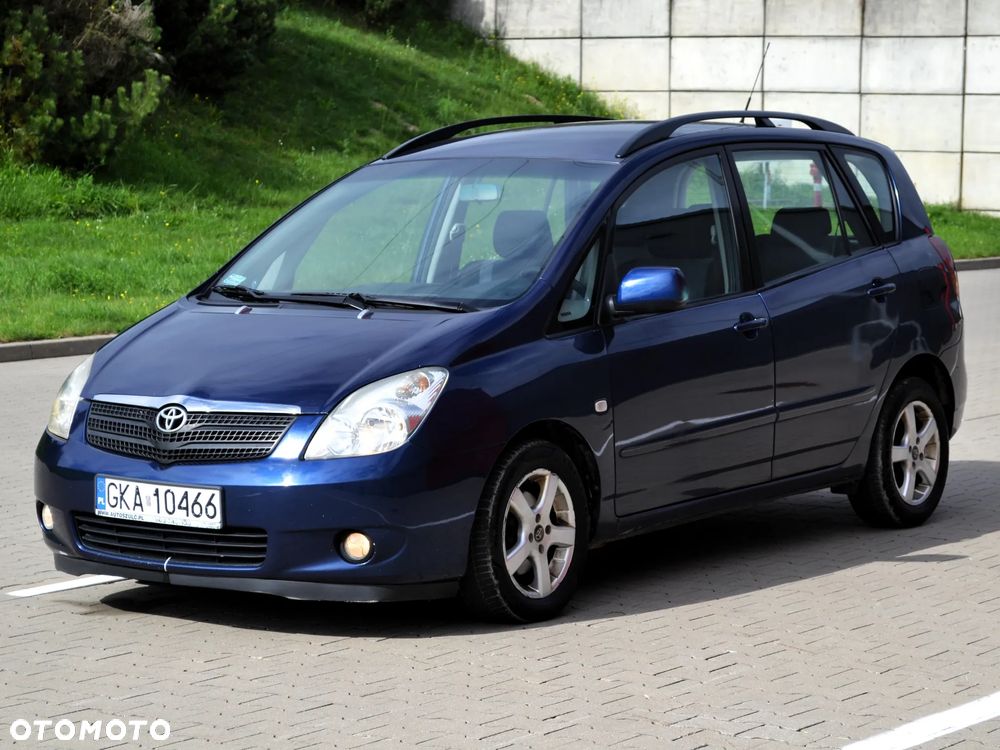 Toyota Corolla Verso 2.0 D-4D Sol - 1