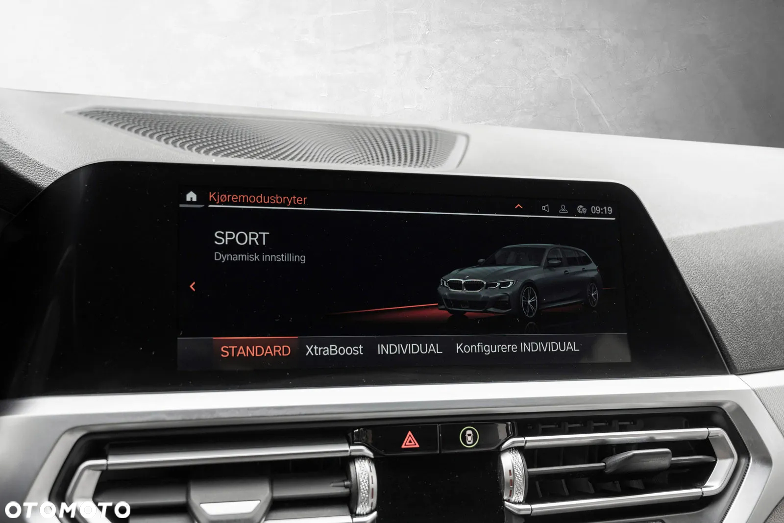 BMW Seria 3 330e Touring xDrive M Sport - 6