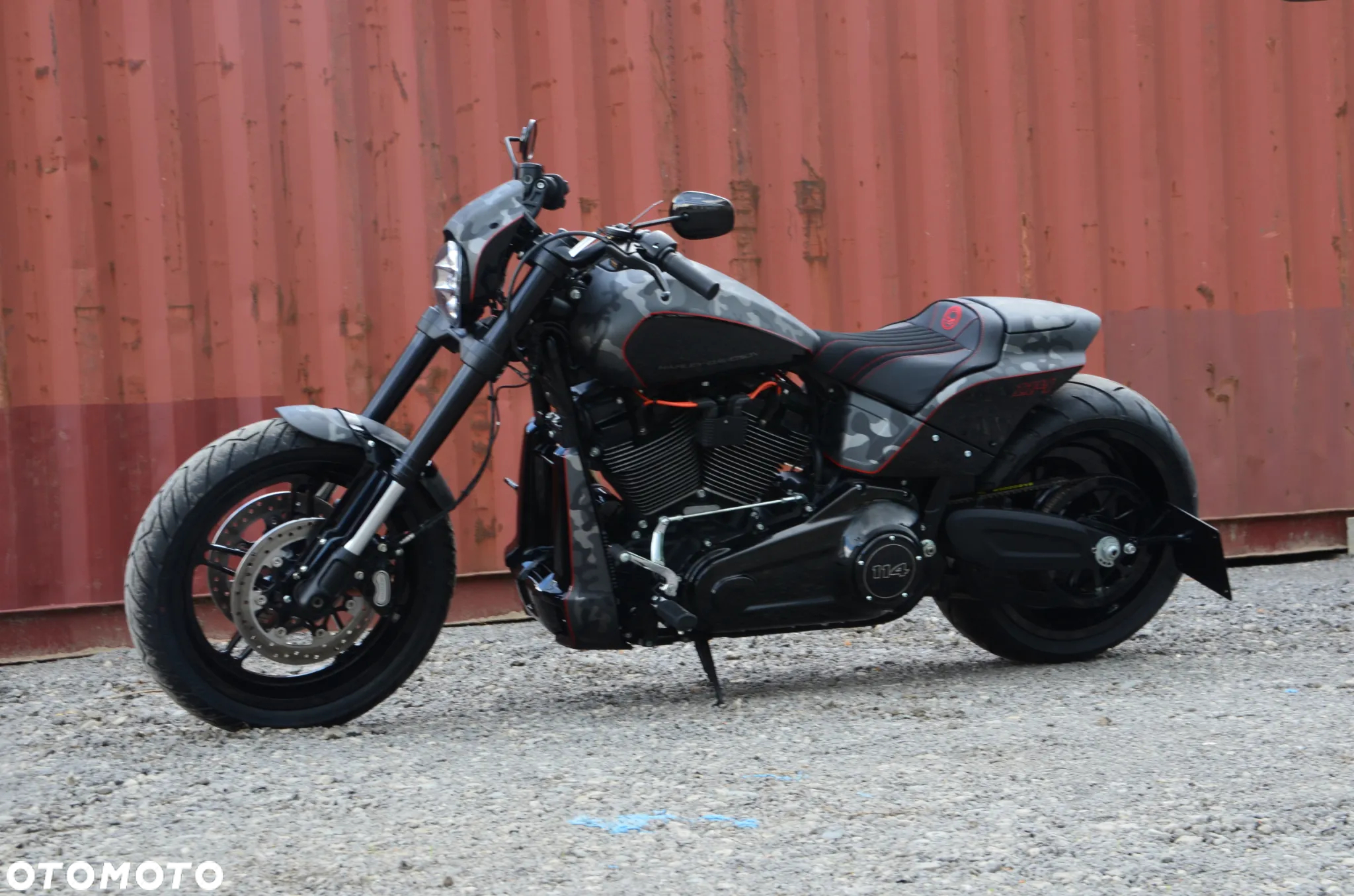 Harley-Davidson Softail FXDR - 2