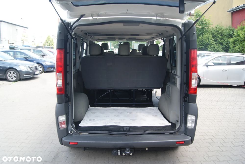 Renault Trafic - 13