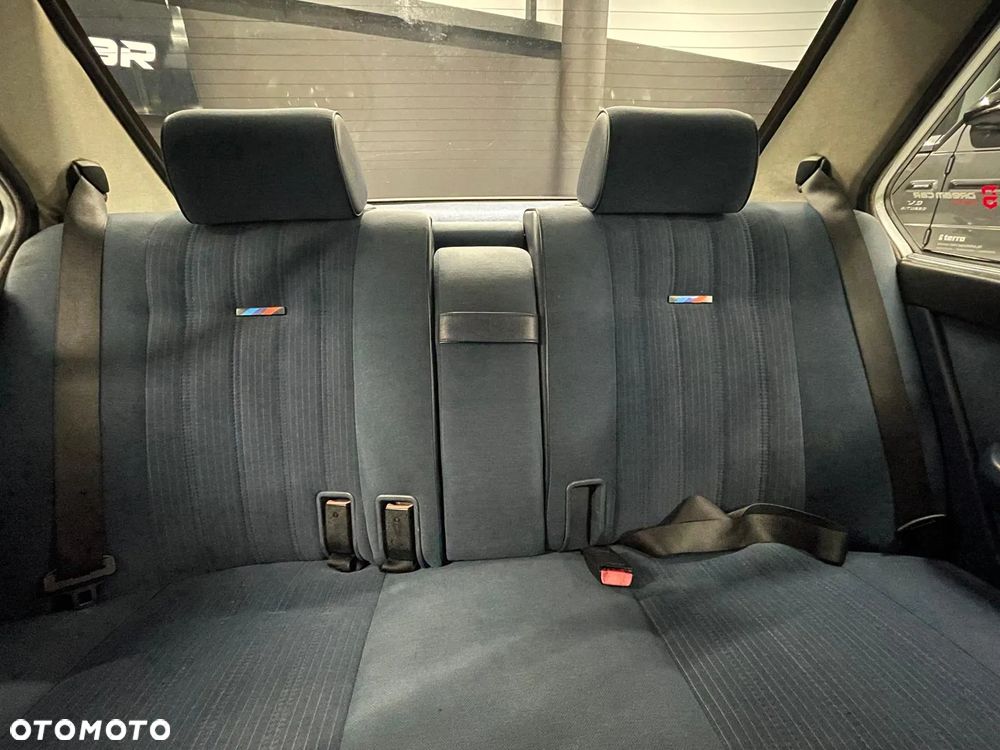 BMW Seria 5 M535 i - 26