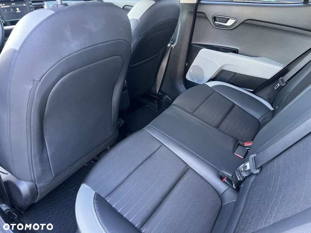 Kia Stonic 1.0 T-GDI L - 24