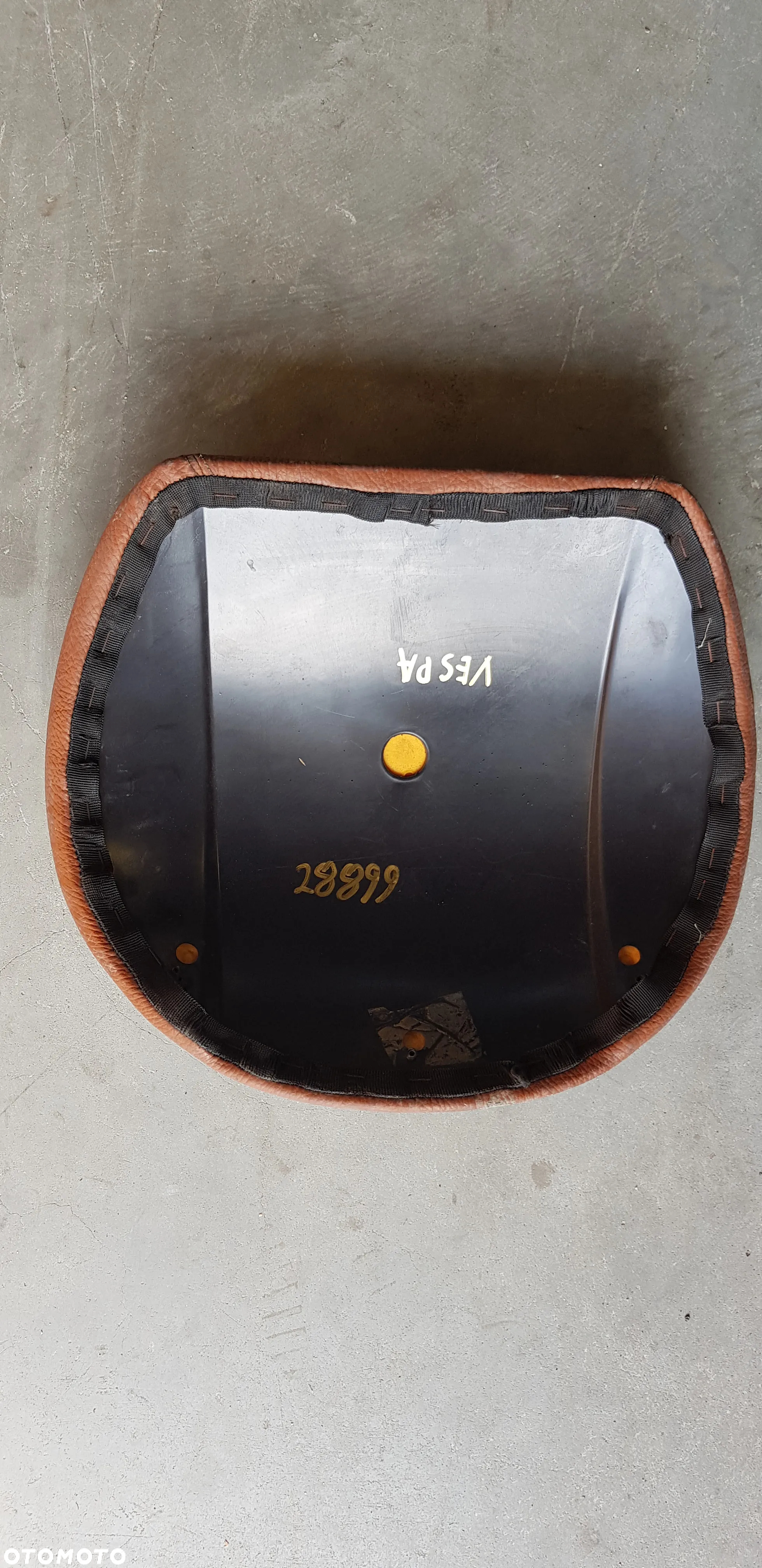 Piaggio Vespa GTS 125 Oparcie na kufer - 2