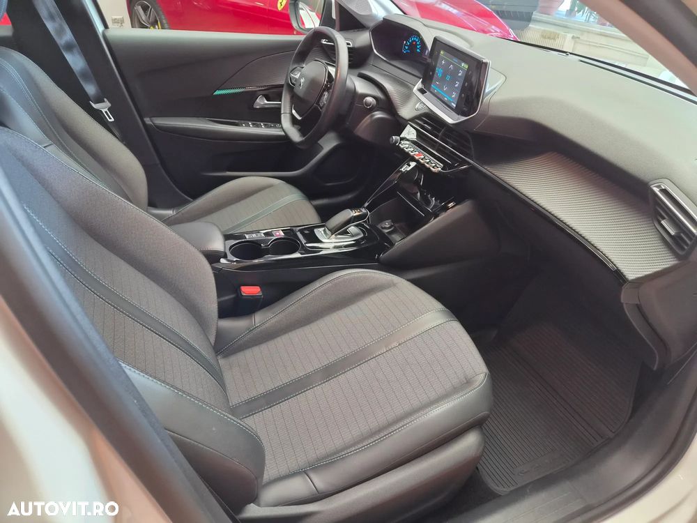 Peugeot 208 e-208 Allure - 15