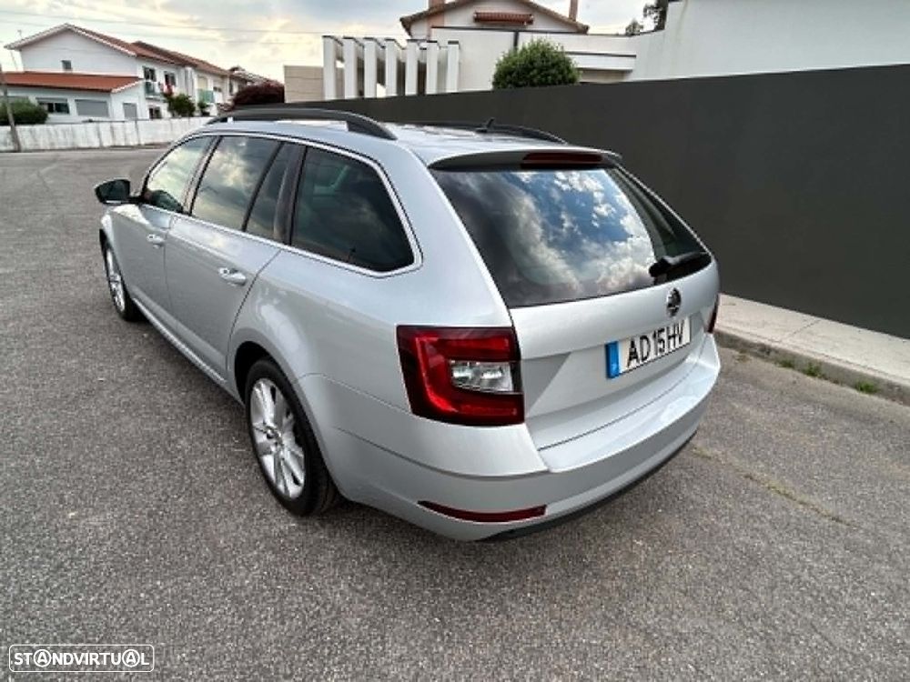 Skoda Octavia Break 1.6 TDi Ambition - 3