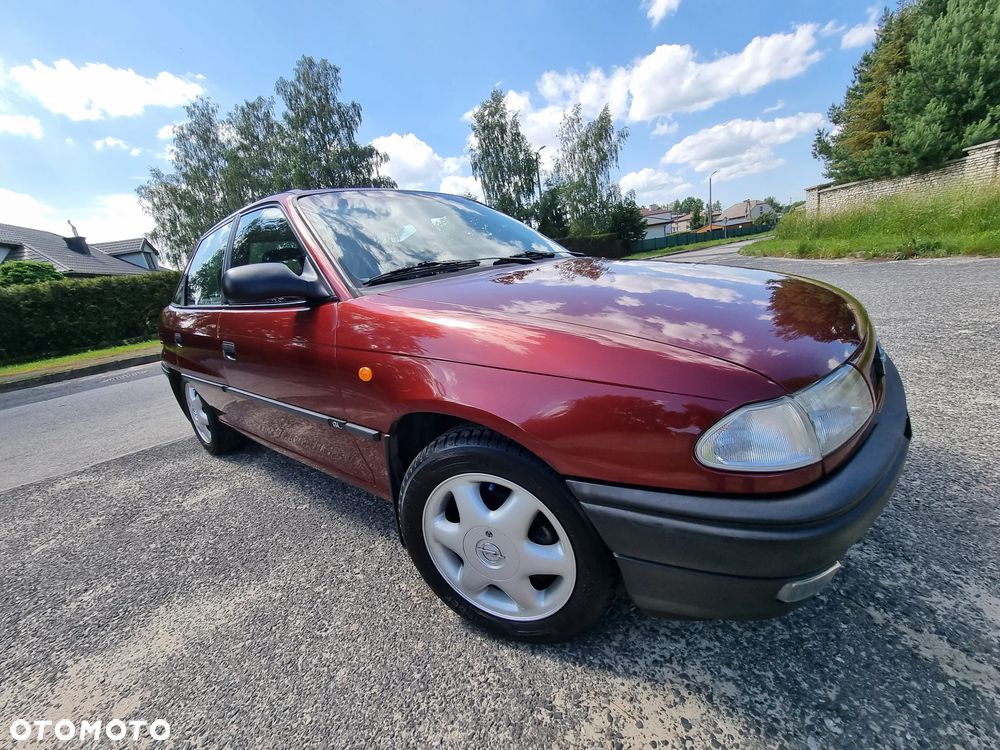 Opel Astra 1.6 GL - 32