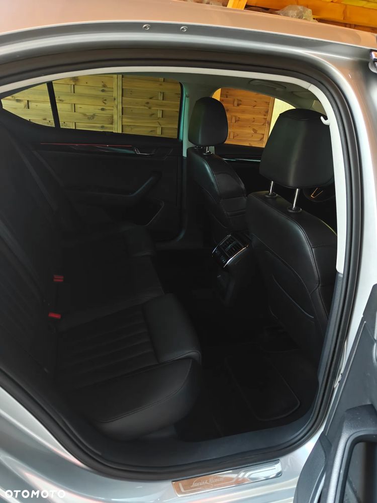 Skoda Superb 2.0 TSI 4x4 L&K DSG - 12