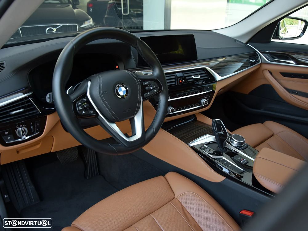 BMW 530 e iPerformance Line Luxury - 6