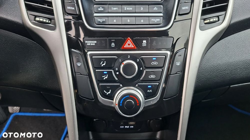 Hyundai i30 1.4 Trend - 38