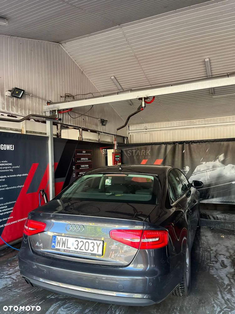 Audi A4 Limousine - 2