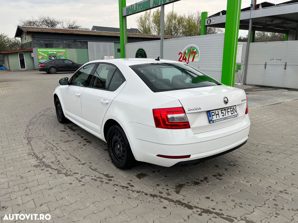 Skoda Octavia - 4