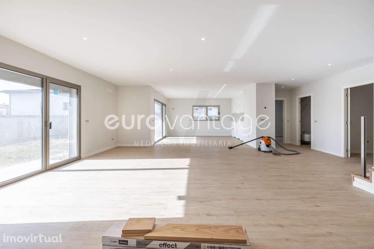 Moradia T4 | Nova | Jardoeira – Batalha - Grande imagem: 5/48