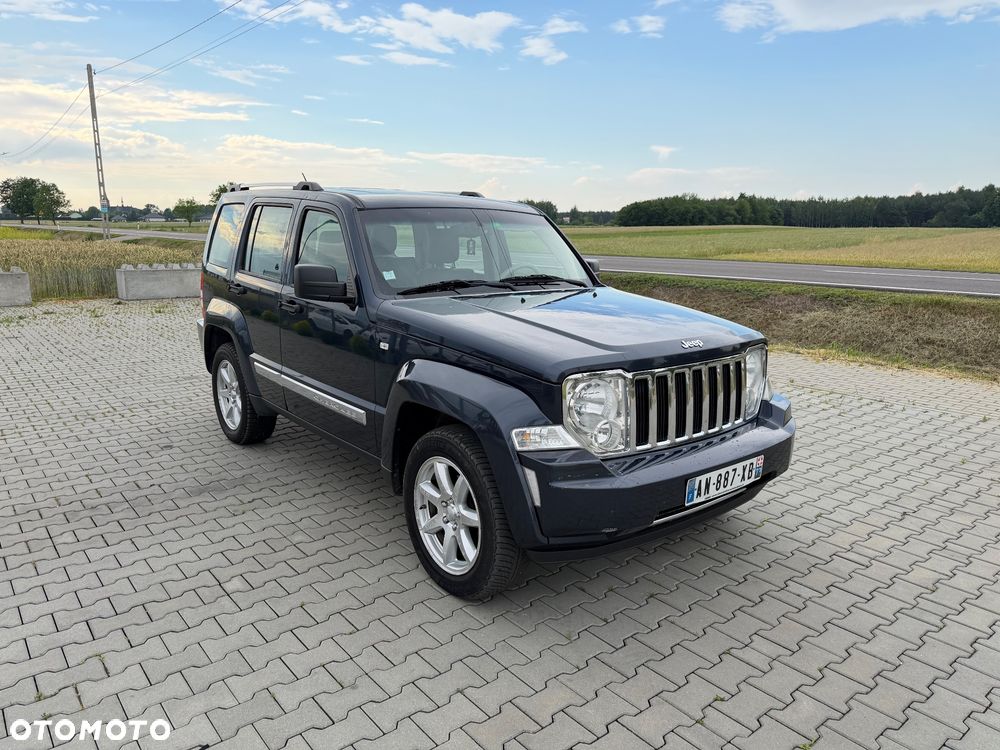Jeep Cherokee - 4