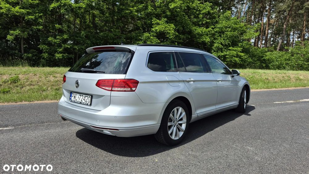 Volkswagen Passat 2.0 TDI SCR 4Mot DSG Comfortline - 8