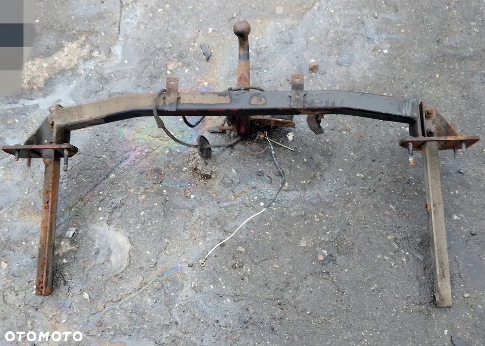 mercedes c-klasa w203 sedan hak holowniczy - 2