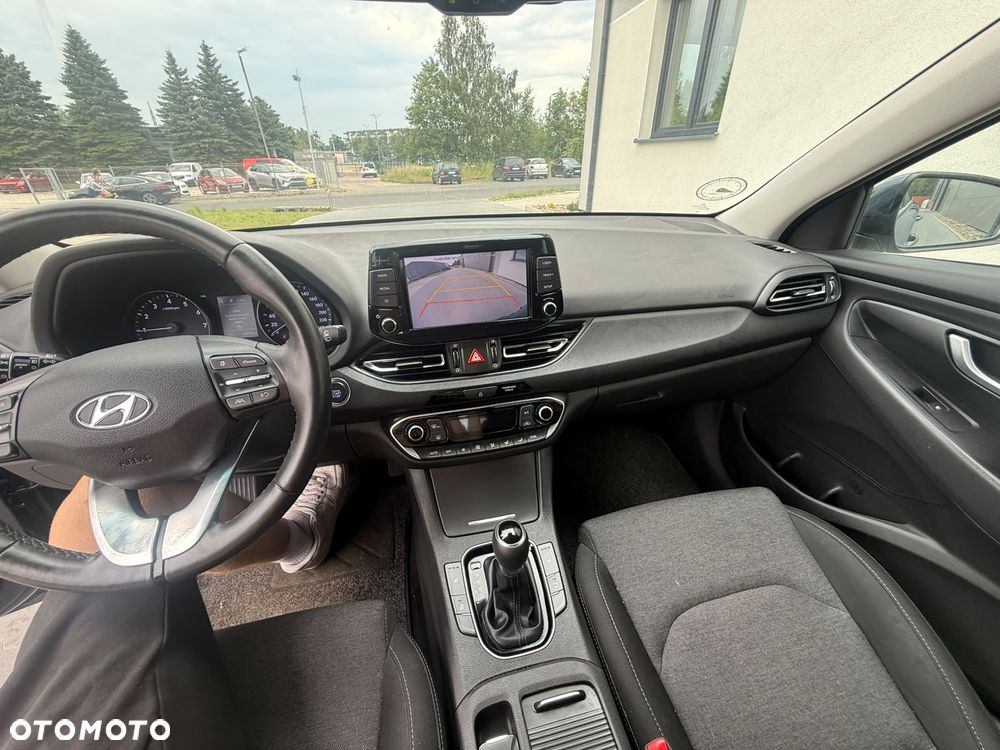 Hyundai i30 1.0 T-GDI Classic + DCT - 10