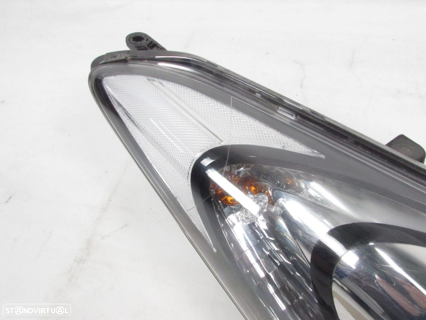 Farol normal Direito Seminovo/ Original HYUNDAI i30 (GD) 92102A6060 - 4