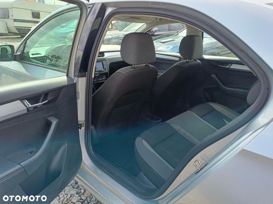 Skoda RAPID 1.0 TSI Ambition - 14