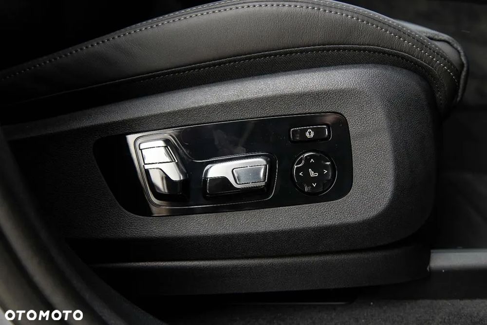 BMW X6 xDrive30d - 14