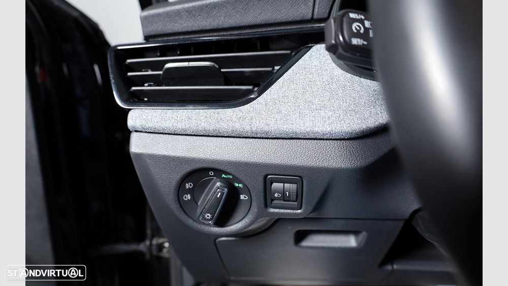 Skoda Kamiq 1.0 TSI — fotografia 7