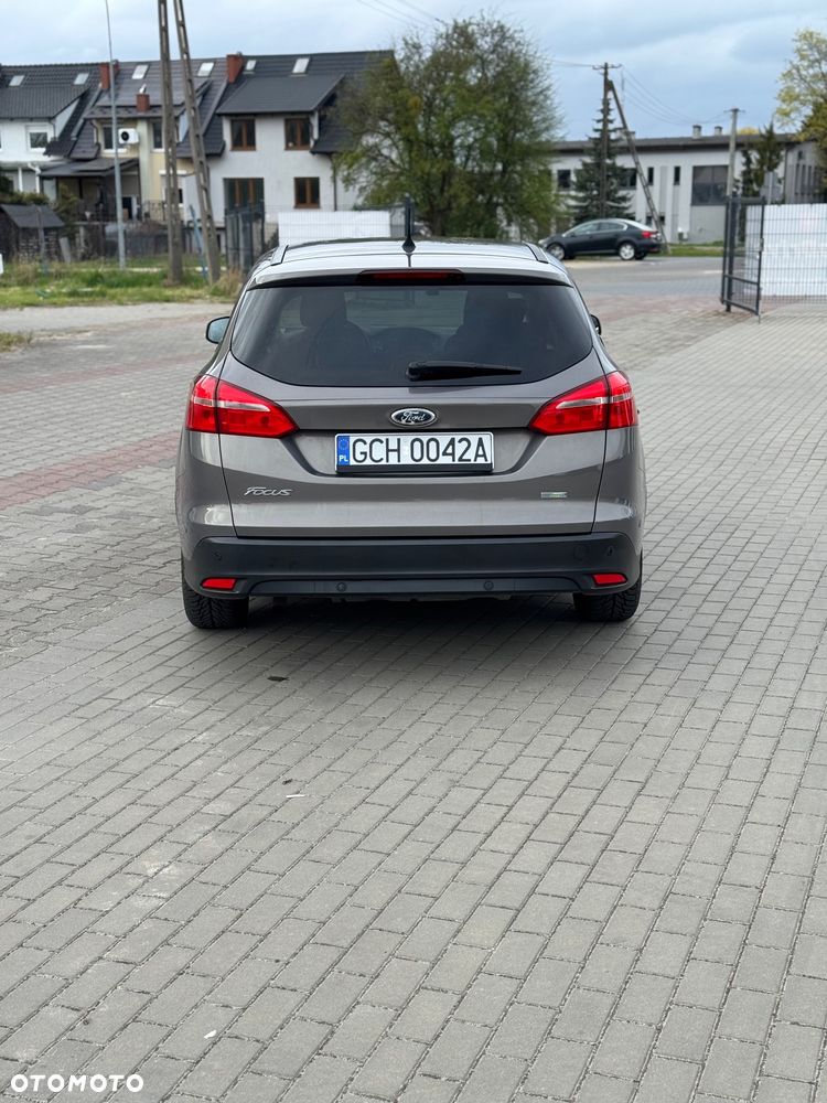 Ford Focus 1.0 EcoBoost Titanium - 6