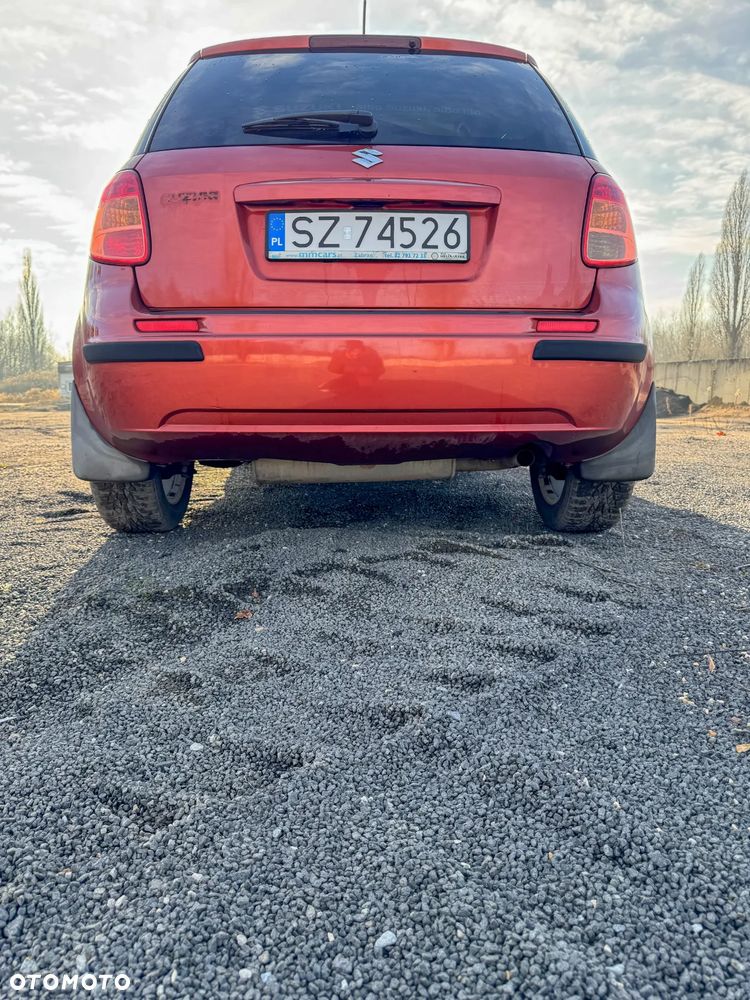 Suzuki SX4 1.6 GS / Premium - 7
