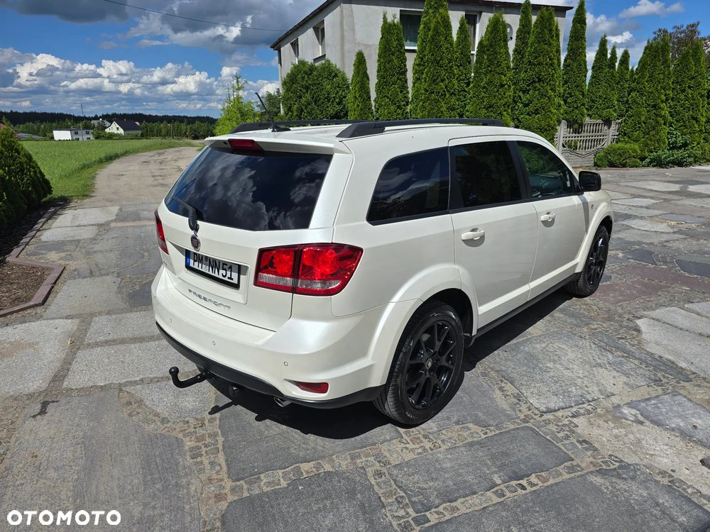 Fiat Freemont 2.0 Multijet 16V DPF Automatik Allrad Black Code - 14
