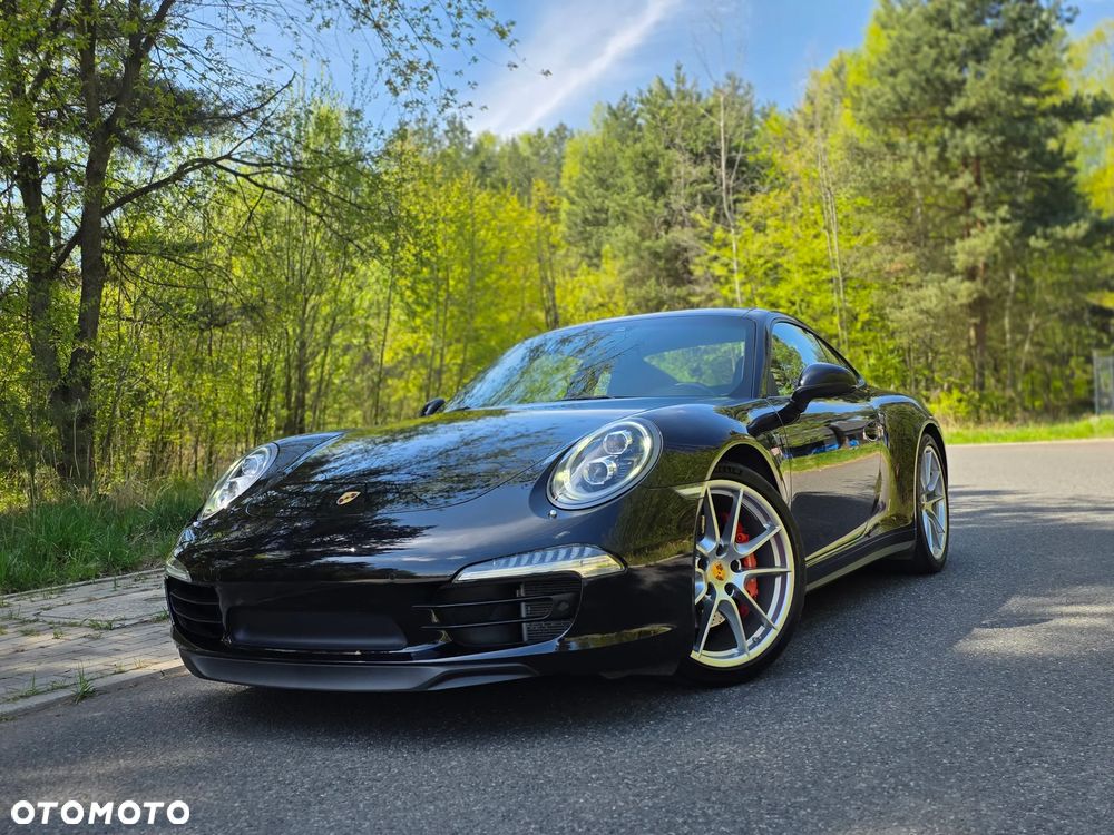 Porsche 911 Carrera 4S - 8