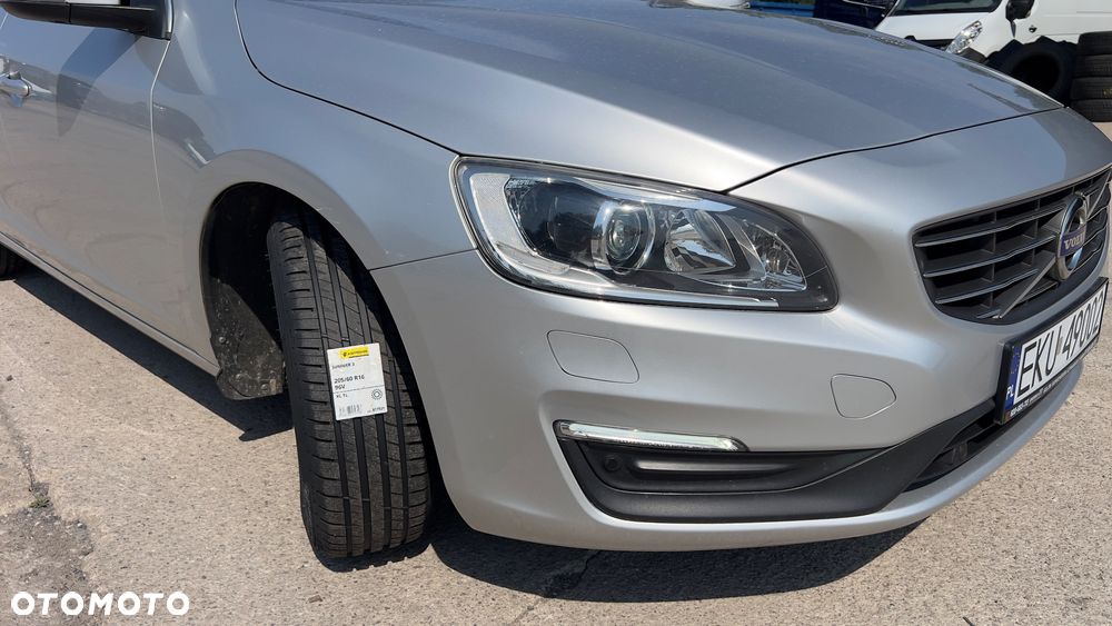 Volvo V60 D3 Geartronic Linje Svart - 2