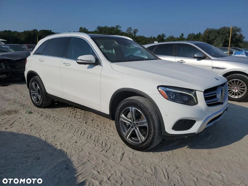 Mercedes-Benz GLC - 2