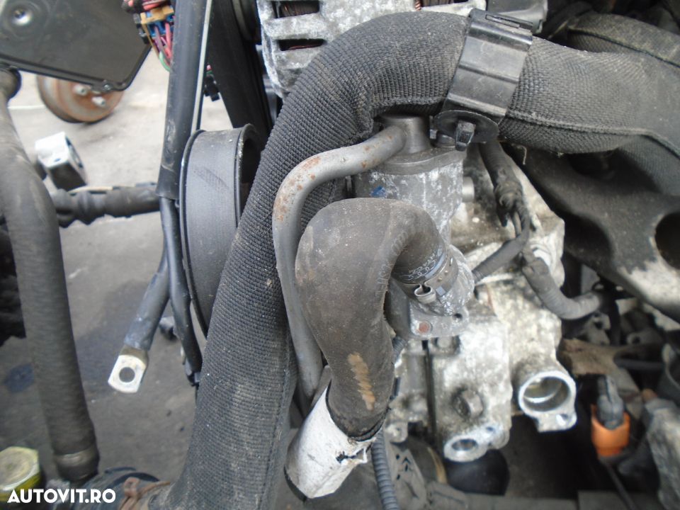 Pompa servo Audi A4 2.0 TDI CAG din 2010 - 1