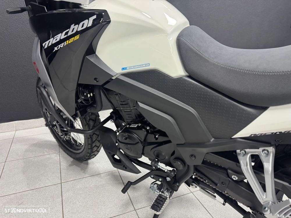 Macbor Montana XR1 125 - 19