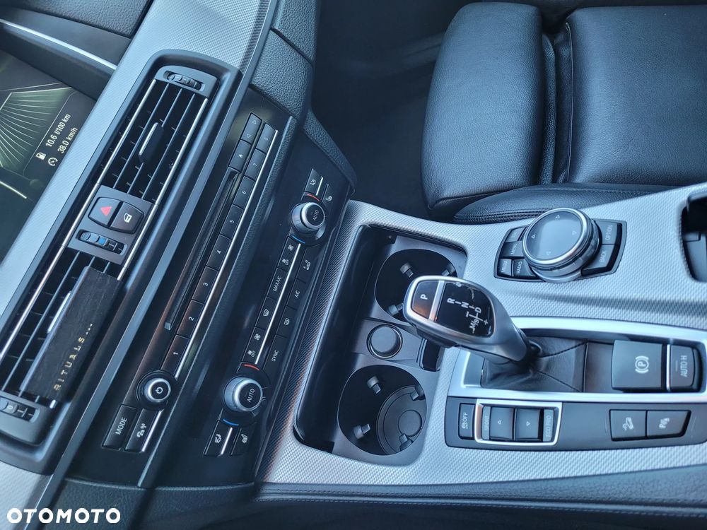 BMW Seria 5 530d xDrive Sport-Aut Luxury Line - 20