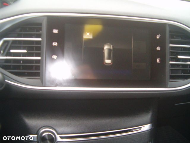 Peugeot 308 - 18