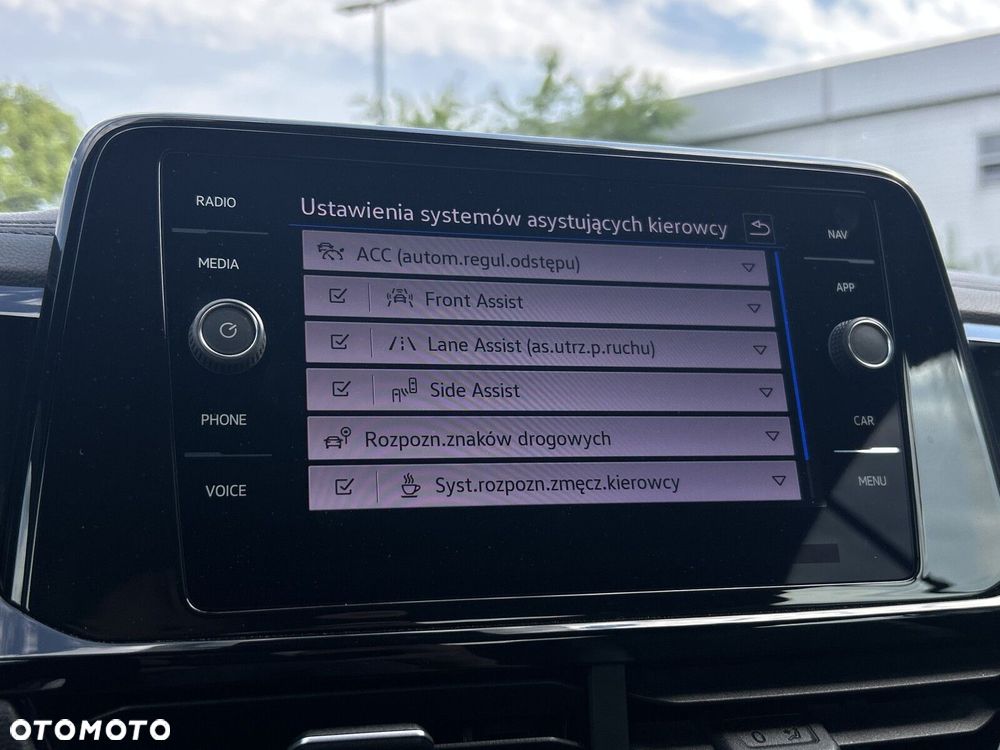Volkswagen T-Roc 1.5 TSI R-Line DSG - 29