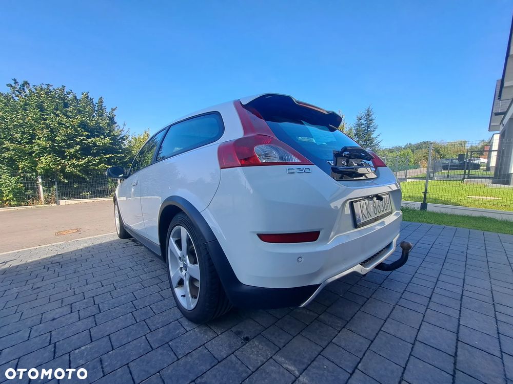 Volvo C30 D2 R-Design - 7