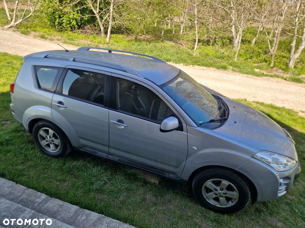 Peugeot 4007 7-Sitzer Sport - 21