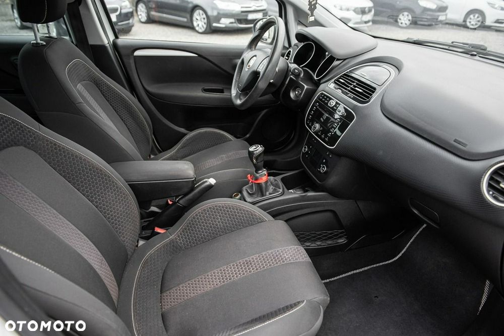Fiat Punto - 25