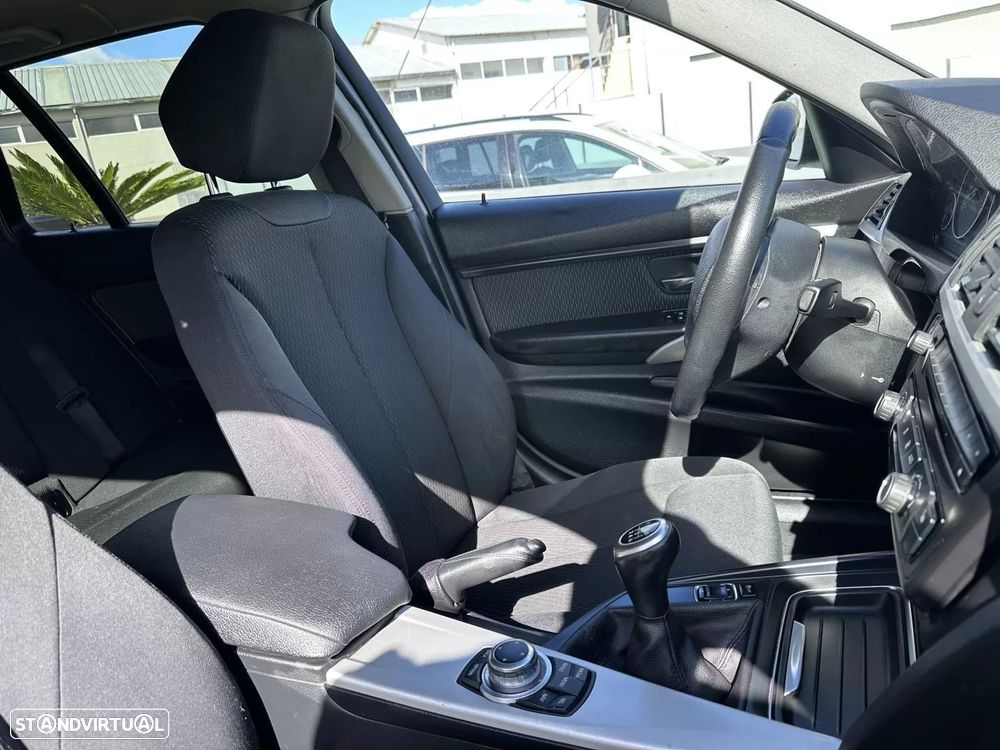 BMW 316 d Line Sport - 55