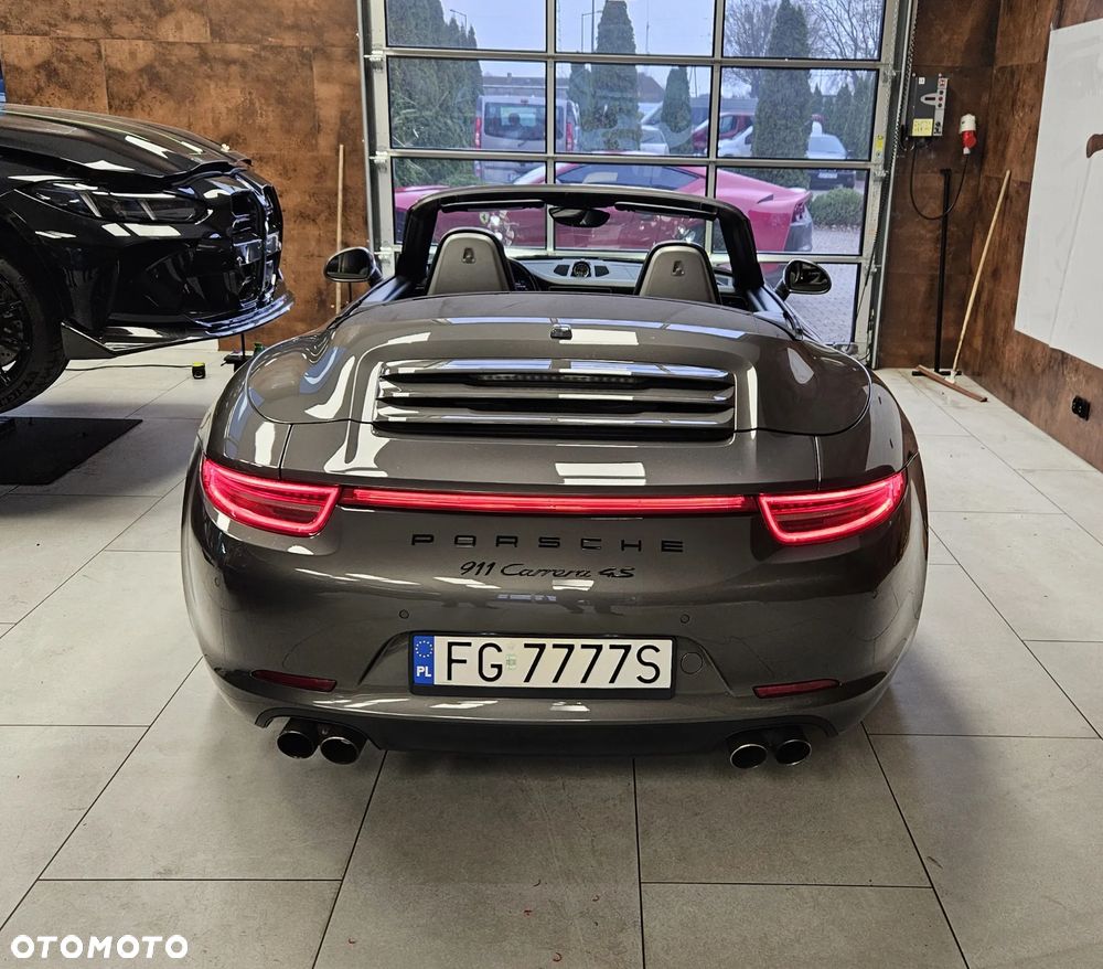 Porsche 911 Carrera 4S PDK - 5