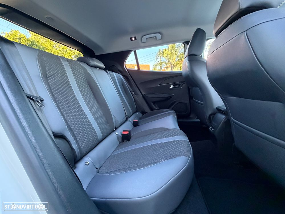 Peugeot 2008 1.2 PureTech Allure - 15