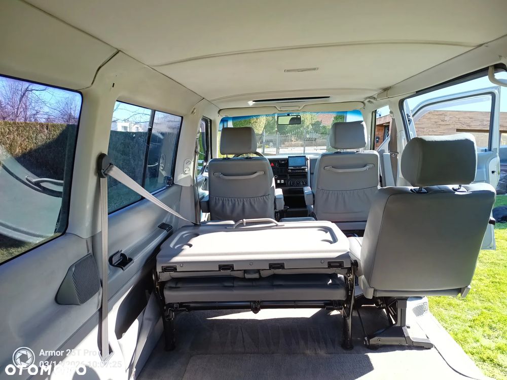 Volkswagen Transporter - 22