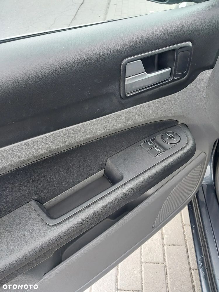 Ford Focus 1.6 TDCi Silver X - 12